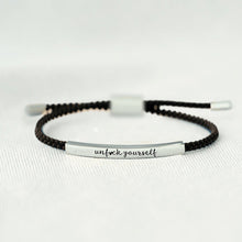 Laden Sie das Bild in den Galerie-Viewer, Armband „UNF CK YOURSELF“