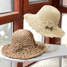 Laden Sie das Bild in den Galerie-Viewer, Elegant Crochet Straw Hat with Ruffle Detail