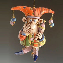 Laden Sie das Bild in den Galerie-Viewer, Windspiel-Clown-Dekoration aus Kunstharz
