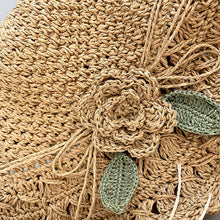 Laden Sie das Bild in den Galerie-Viewer, Elegant Crochet Straw Hat with Ruffle Detail
