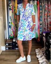 Laden Sie das Bild in den Galerie-Viewer, Kleid mit kurzen Ärmeln, Blumendruck und V-Ausschnitt