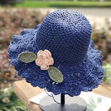 Laden Sie das Bild in den Galerie-Viewer, Elegant Crochet Straw Hat with Ruffle Detail