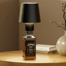 Laden Sie das Bild in den Galerie-Viewer, Wiederaufladbare Touch-Nachttischlampe