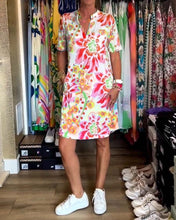 Laden Sie das Bild in den Galerie-Viewer, Kleid mit kurzen Ärmeln, Blumendruck und V-Ausschnitt