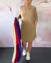 Laden Sie das Bild in den Galerie-Viewer, Kleid mit einfarbigem V-Ausschnitt