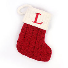 Laden Sie das Bild in den Galerie-Viewer, 🎄Gestrickte Weihnachtssocke mit Buchstaben🎊
