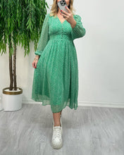 Laden Sie das Bild in den Galerie-Viewer, Bedrucktes, elegantes Knopfkleid