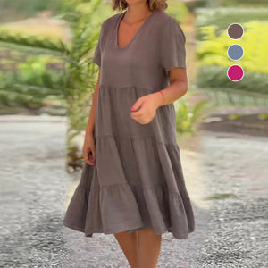 Schlichtes Kleid aus Baumwollleinen mit V-Ausschnitt