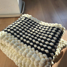 Laden Sie das Bild in den Galerie-Viewer, Winter DIY geflochtenes grobes Perlengarn