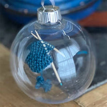 Laden Sie das Bild in den Galerie-Viewer, 🎅Gestrickte Weihnachtsschmuck