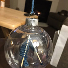 Laden Sie das Bild in den Galerie-Viewer, 🎅Gestrickte Weihnachtsschmuck