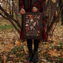 Laden Sie das Bild in den Galerie-Viewer, 📅2023 Dark Forest Lunar Calendar ☘