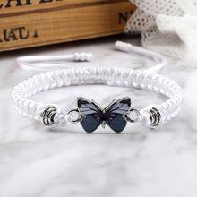 Laden Sie das Bild in den Galerie-Viewer, 🌲Schmetterlings-Armband