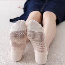 Laden Sie das Bild in den Galerie-Viewer, Unsichtbare Luftsocken