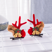 Laden Sie das Bild in den Galerie-Viewer, 🎅Weihnachten Geweih Plüsch Haarnadeln