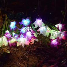 Laden Sie das Bild in den Galerie-Viewer, Solarbetriebene LED-Blume, Solar Garten  Stake Lichter