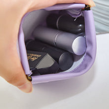 Laden Sie das Bild in den Galerie-Viewer, Kosmetiktasche aus PU-Leder
