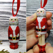 Laden Sie das Bild in den Galerie-Viewer, 🤣Überraschender Weihnachtsmann-Puppe🛒