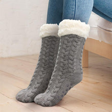 Laden Sie das Bild in den Galerie-Viewer, Ultra-Plüsch Weiche Rutschfeste Socken (1 Paar)