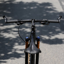 Laden Sie das Bild in den Galerie-Viewer, Ergonomisch gestaltete Fahrradgriffe（1 Paar）