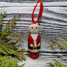 Laden Sie das Bild in den Galerie-Viewer, 🤣Überraschender Weihnachtsmann-Puppe🛒