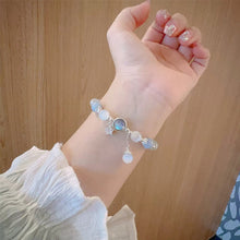Laden Sie das Bild in den Galerie-Viewer, Imitation Katzenauge Kristall Schmetterling Armband