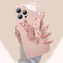 Laden Sie das Bild in den Galerie-Viewer, 🦋3D-Schmetterlingsmuster Glas Handyhülle für iPhone🦋