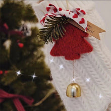 Laden Sie das Bild in den Galerie-Viewer, Christbaumschmuck mit Glocken