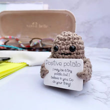 Laden Sie das Bild in den Galerie-Viewer, Lustiges Geschenk - Gestrickte positive Kartoffel