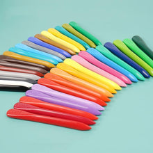 Laden Sie das Bild in den Galerie-Viewer, 🌈Plastikpinsel Set für Kinder mit Übungsbuch🌼