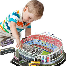 Laden Sie das Bild in den Galerie-Viewer, 3D dreidimensionales Fußballfeld-Puzzle