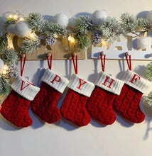 Laden Sie das Bild in den Galerie-Viewer, 🎄Gestrickte Weihnachtssocke mit Buchstaben🎊