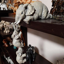 Laden Sie das Bild in den Galerie-Viewer, Elefant mütterliche Liebe Skulptur