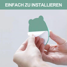 Laden Sie das Bild in den Galerie-Viewer, Starker Cartoon-Bärenhaken