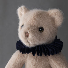 Laden Sie das Bild in den Galerie-Viewer, 🧸Niedlicher bekleideter Plüschpuppenbär❤️