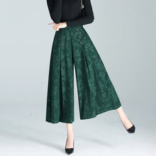 Laden Sie das Bild in den Galerie-Viewer, Damen Freizeithose Mit Vintage-Print
