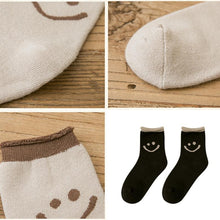 Laden Sie das Bild in den Galerie-Viewer, Schönes Lächeln Gesicht Baumwoll Socken