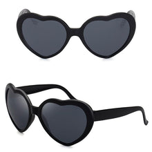 Laden Sie das Bild in den Galerie-Viewer, Große übergroße herzförmige Sonnenbrille für Frauen