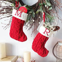 Laden Sie das Bild in den Galerie-Viewer, 🎄Gestrickte Weihnachtssocke mit Buchstaben🎊