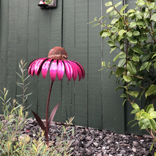 Laden Sie das Bild in den Galerie-Viewer, Nettjade™Blumen Vogelhäuschen