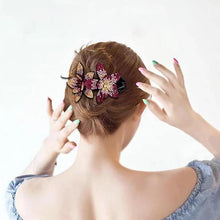 Laden Sie das Bild in den Galerie-Viewer, Strass Doppelblume Haarspange