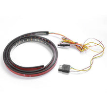 Laden Sie das Bild in den Galerie-Viewer, LED-Leiste für LKW-Heckklappe mit Rückfahrbremsblinker