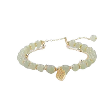 Laden Sie das Bild in den Galerie-Viewer, Doppelschichtiges Hetian-Jade-Armband mit Blattanhänger