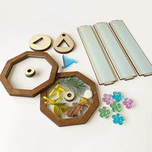 Laden Sie das Bild in den Galerie-Viewer, 🌼DIY Kaleidoskop Spielzeug
