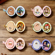 Laden Sie das Bild in den Galerie-Viewer, Kreatives DIY Mikroskopisches Häuschenmodell in Walnussform