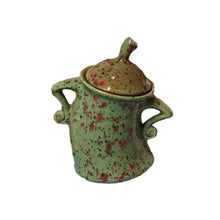 Laden Sie das Bild in den Galerie-Viewer, Tasse mit Haltung